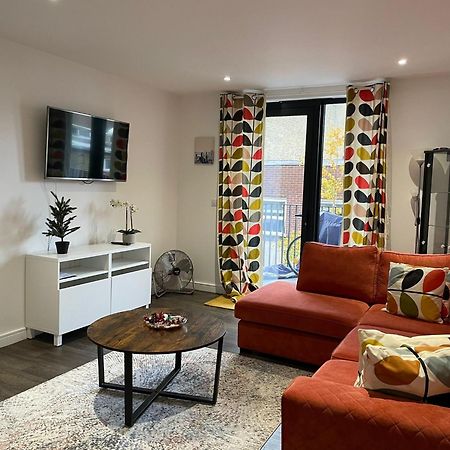 Modern En-Suite Room And Self Catering In ลอนดอน ภายนอก รูปภาพ